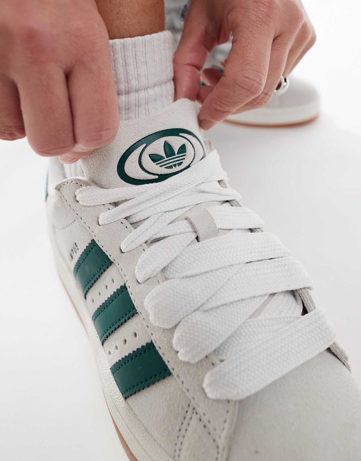 adidas Campus 00s trainers in white and green